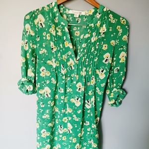 Forever 21 daffodils and daisy tunic top